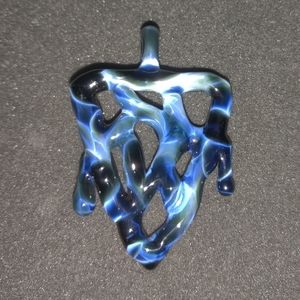 Trippy drippy pizza pendant